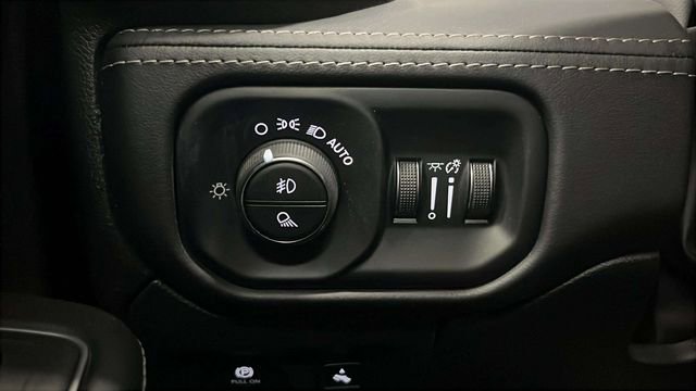 Used 2023 RAM 1500 Limited AWD/4WD image 20