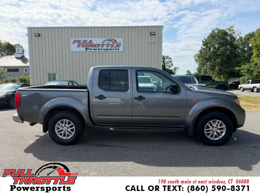 Used 2018 Nissan Frontier SV AWD/4WD image 11