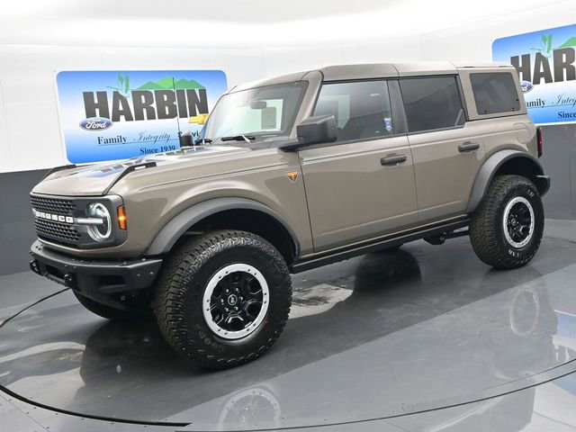 New 2025 Ford Bronco Badlands w/ Sasquatch Package image 1