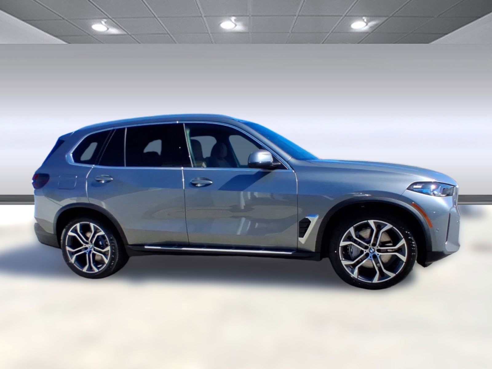 New 2026 BMW X5 xDrive50e AWD/4WD image 8