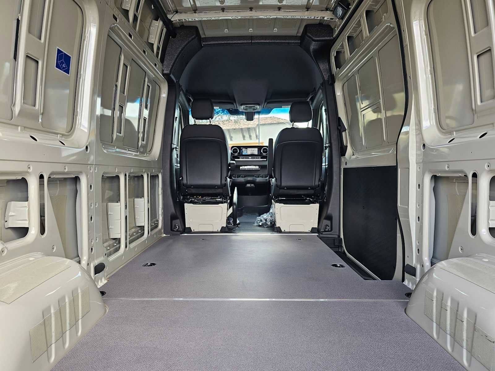 New 2026 Mercedes-Benz Sprinter 2500 image 18