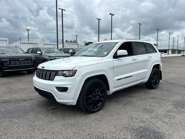 Used 2022 Jeep Grand Cherokee Laredo X RWD image 7