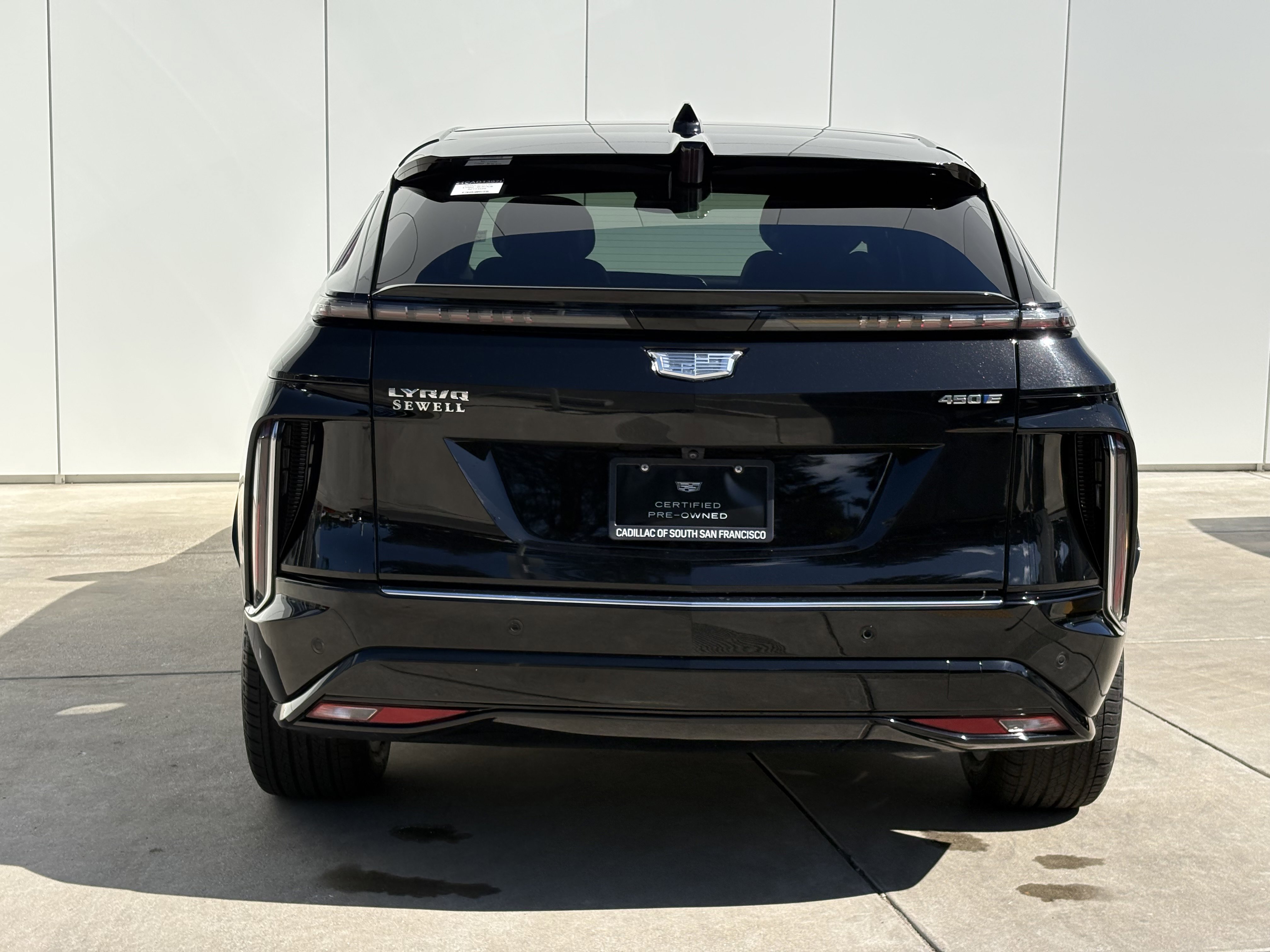 Used 2024 Cadillac Lyriq Luxury w/ LPO, Floor Liner Package image 8