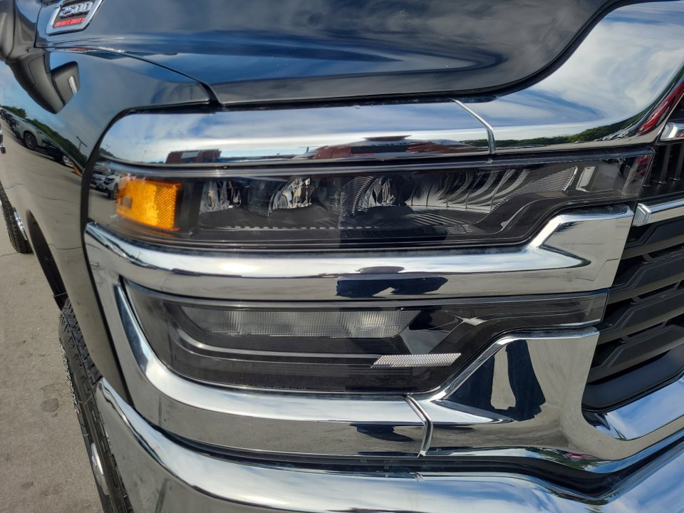 New 2025 RAM 2500 Big Horn image 24