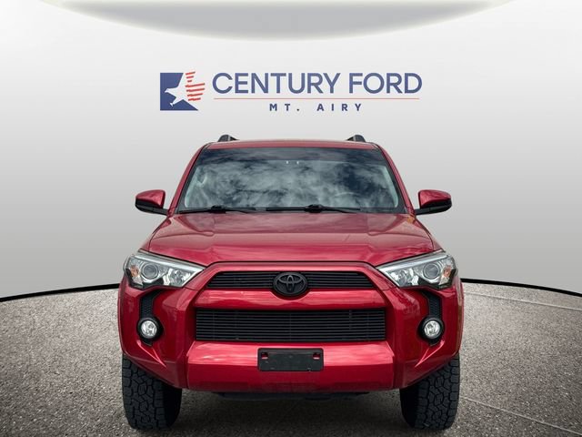 Used 2018 Toyota 4Runner SR5 AWD/4WD image 2