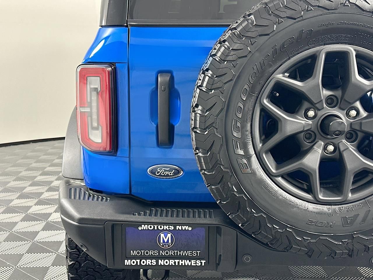 Used 2025 Ford Bronco Badlands image 22