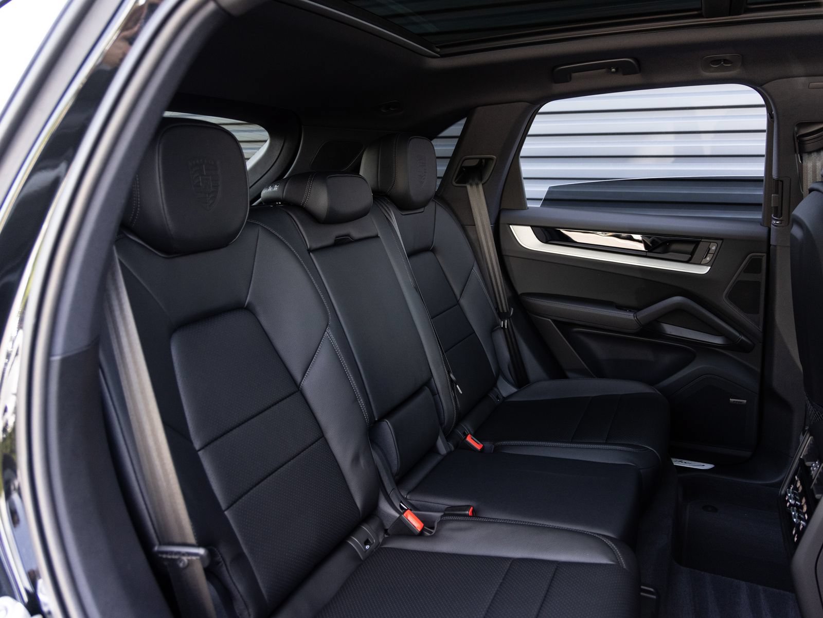 New 2026 Porsche Cayenne E-Hybrid AWD/4WD image 31