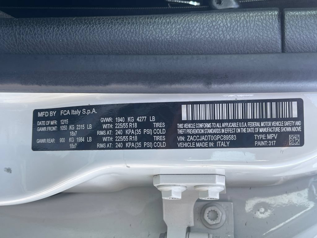 Used 2016 Jeep Renegade Limited FWD image 29