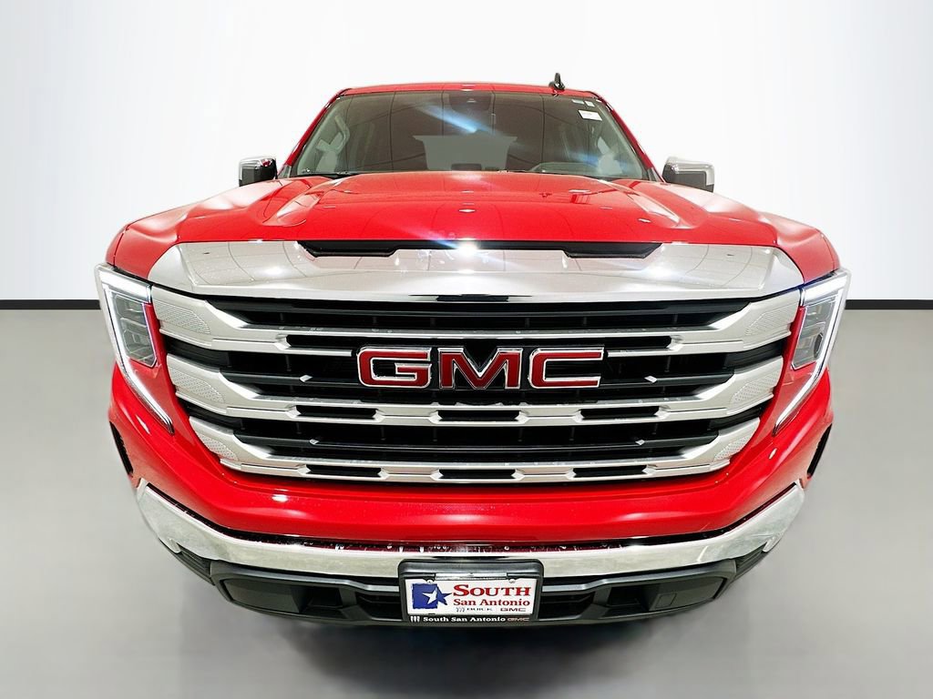 New 2026 GMC Sierra 1500 SLE w/ Max Trailering Package image 2