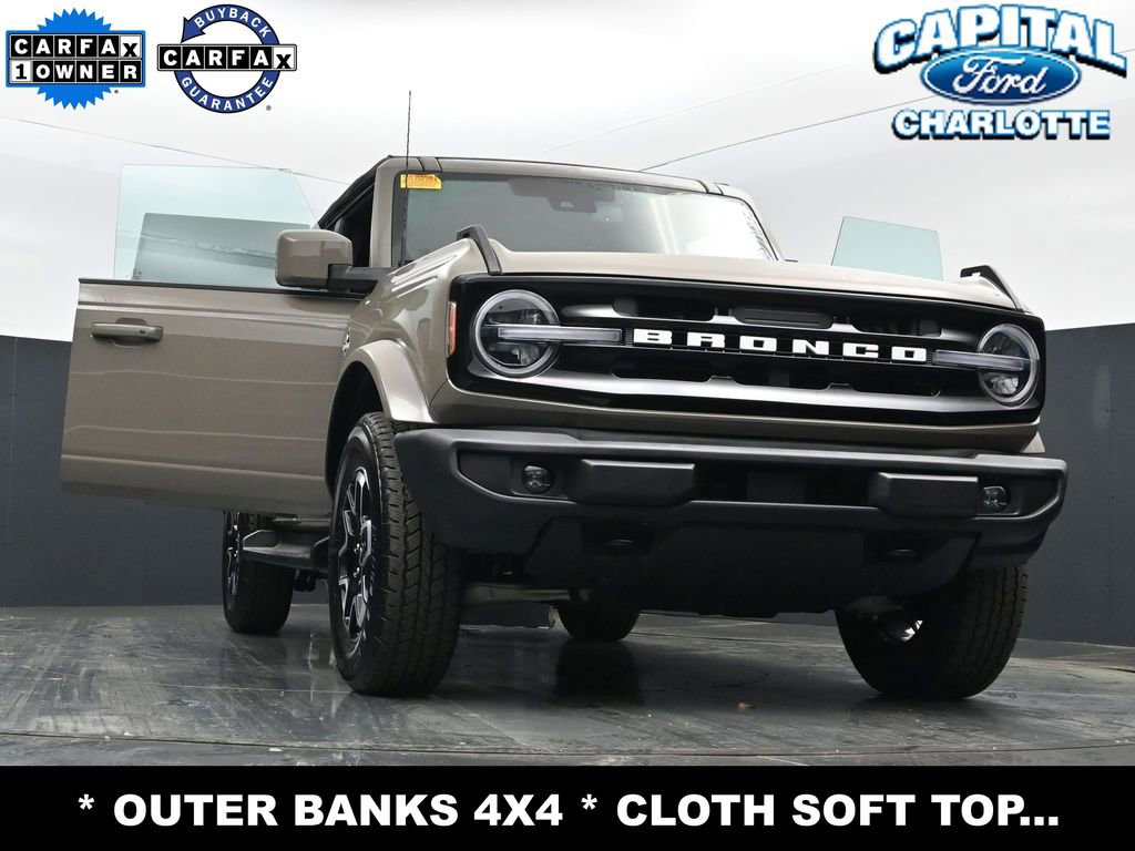 Used 2025 Ford Bronco Outer Banks image 37