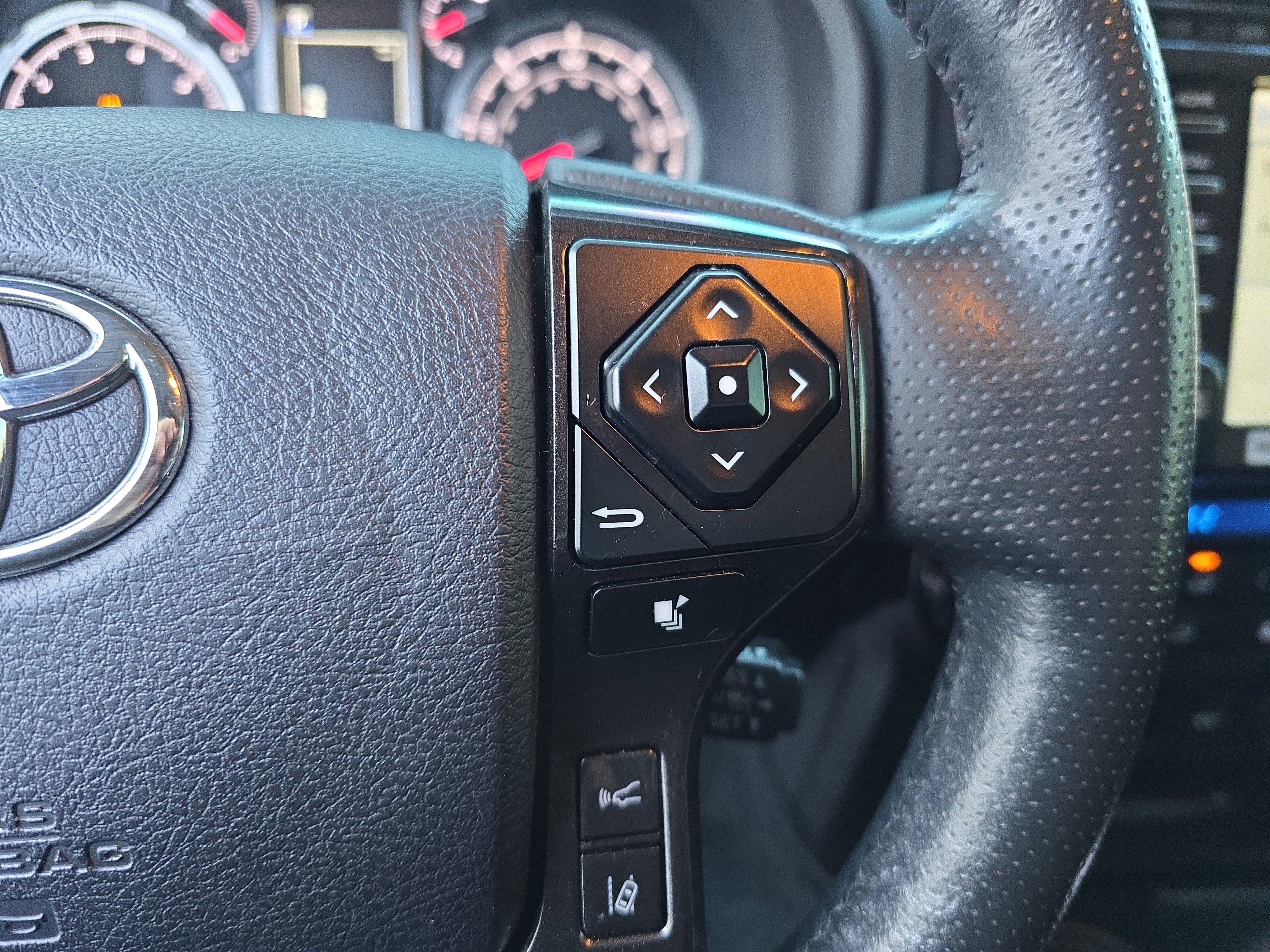 Used 2024 Toyota 4Runner TRD Pro AWD/4WD image 17