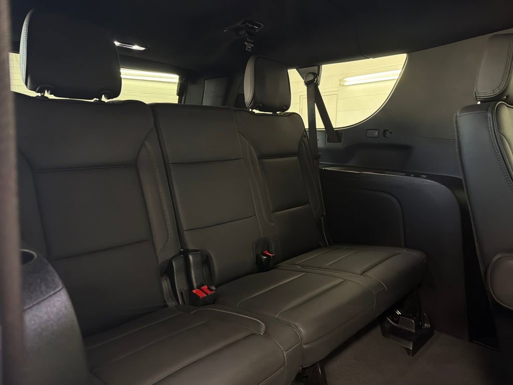 Used 2025 GMC Yukon XL Denali image 30