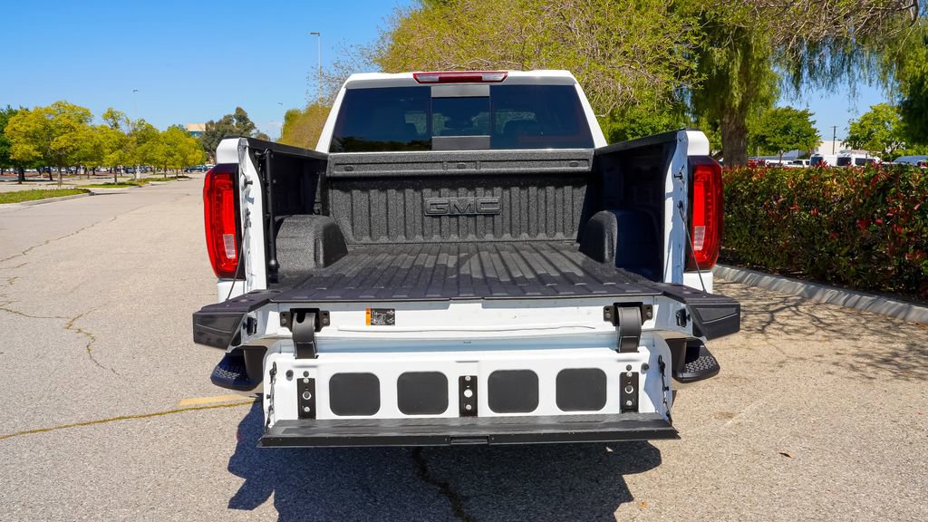 New 2025 GMC Sierra 1500 SLT w/ SLT Premium Plus Package image 13