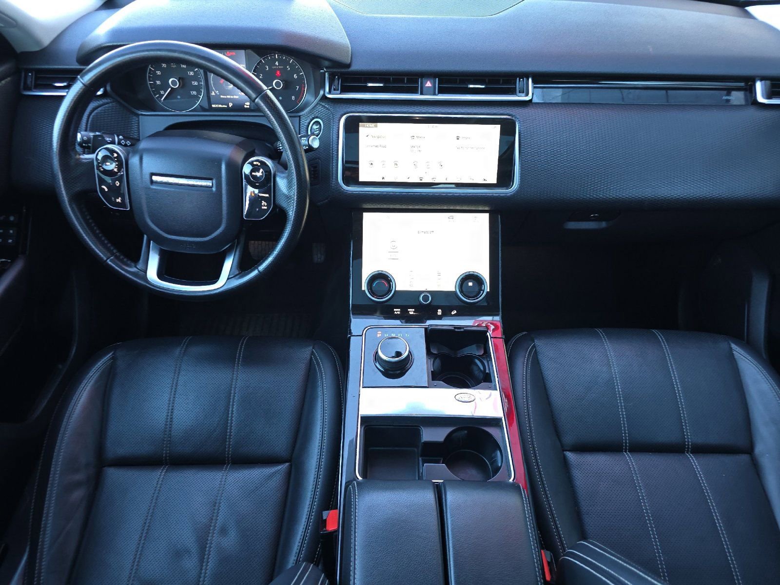 Used 2020 Land Rover Range Rover Velar S image 12