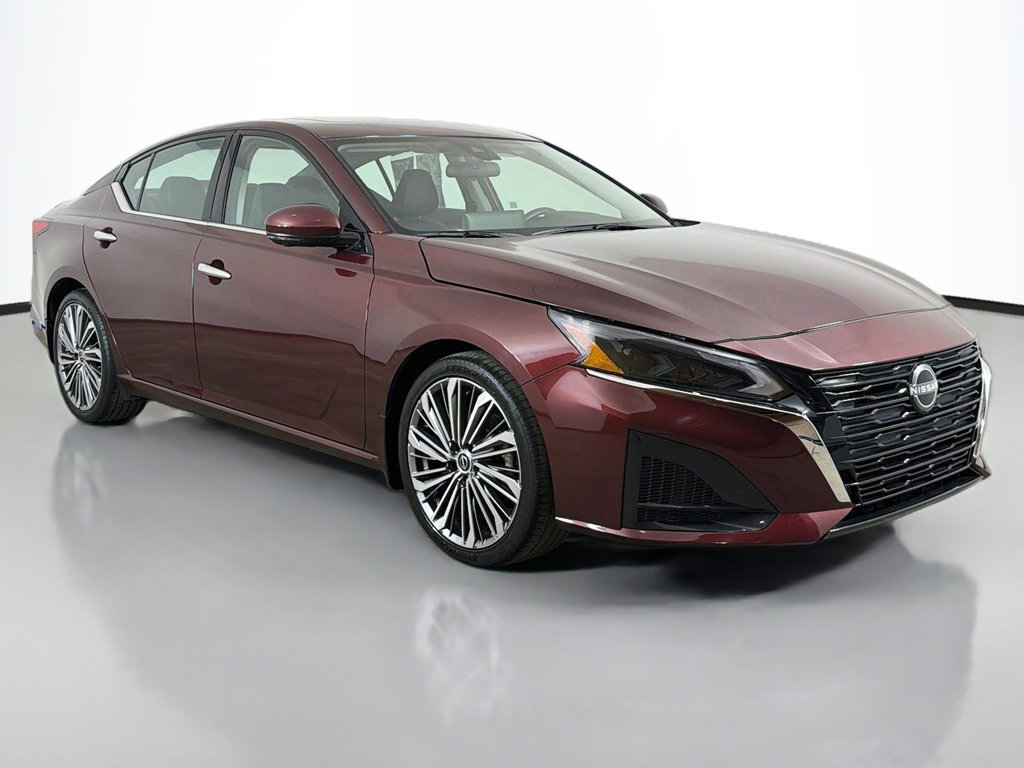 Used 2024 Nissan Altima 2.5 SL FWD image 43