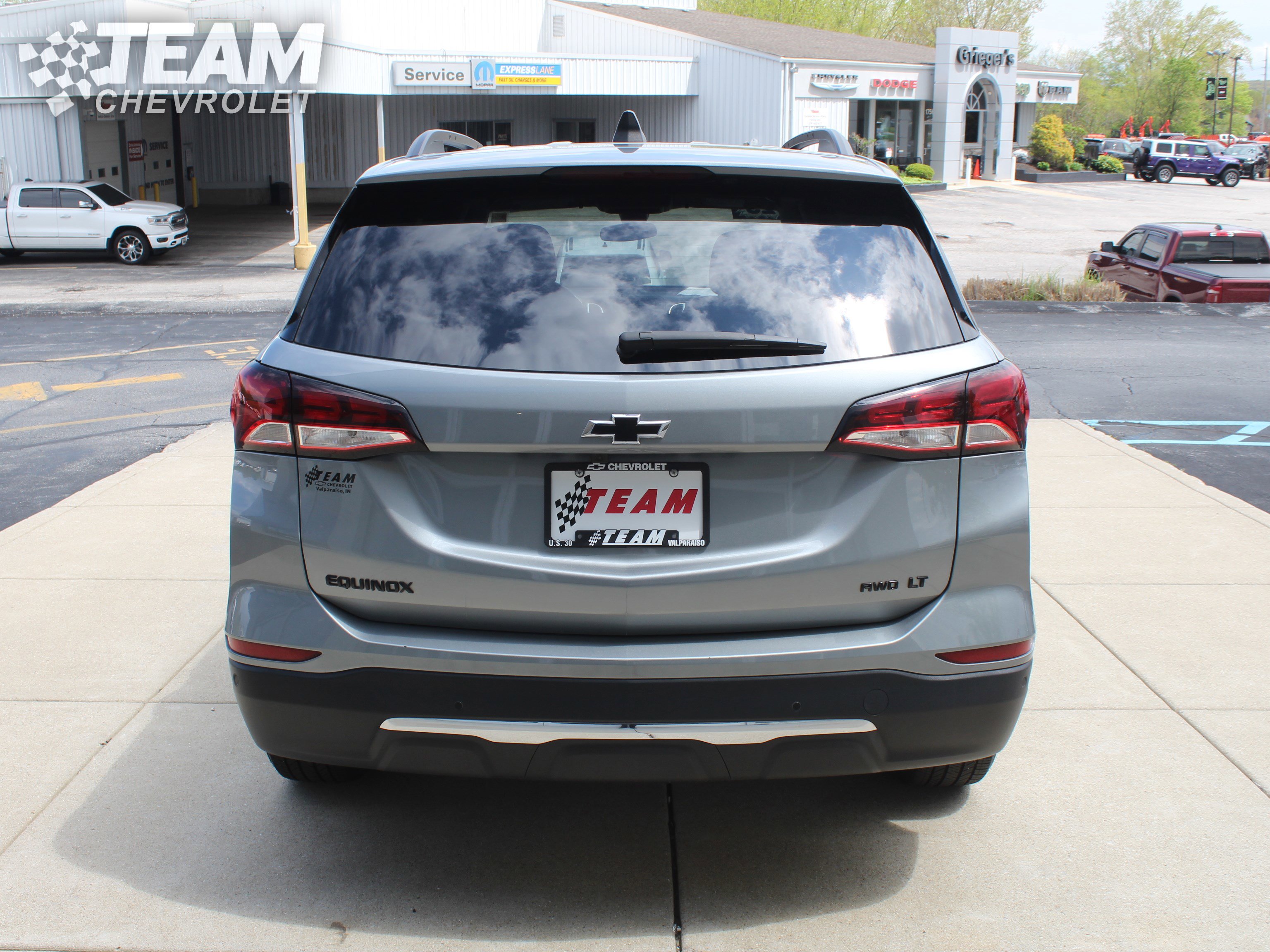 Used 2023 Chevrolet Equinox LT AWD/4WD image 5