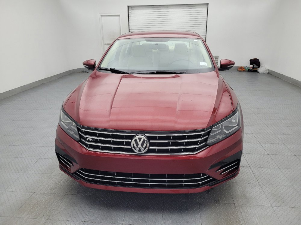 Used 2018 Volkswagen Passat 2.0T R-Line FWD image 15