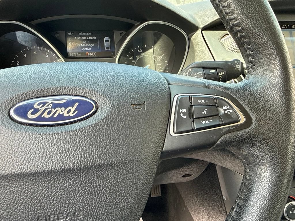 Used 2018 Ford Focus Titanium FWD image 28