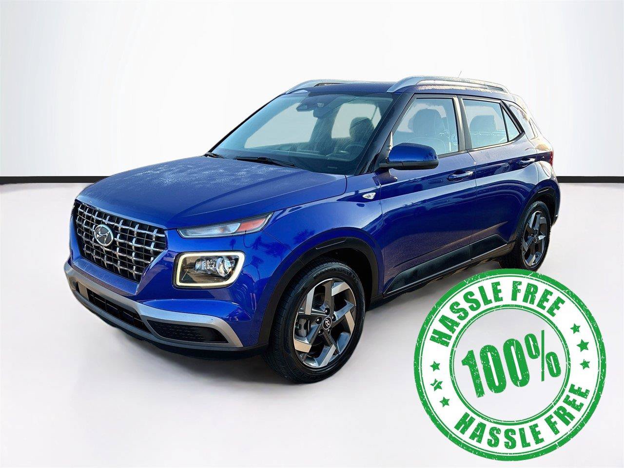 Used 2023 Hyundai Venue Limited FWD image 3