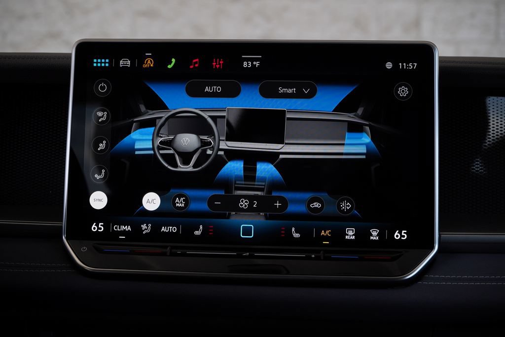 New 2026 Volkswagen Tiguan SE FWD image 28