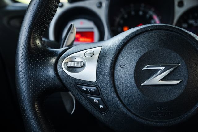 Used 2009 Nissan 370Z Touring w/ Sport Pkg image 60