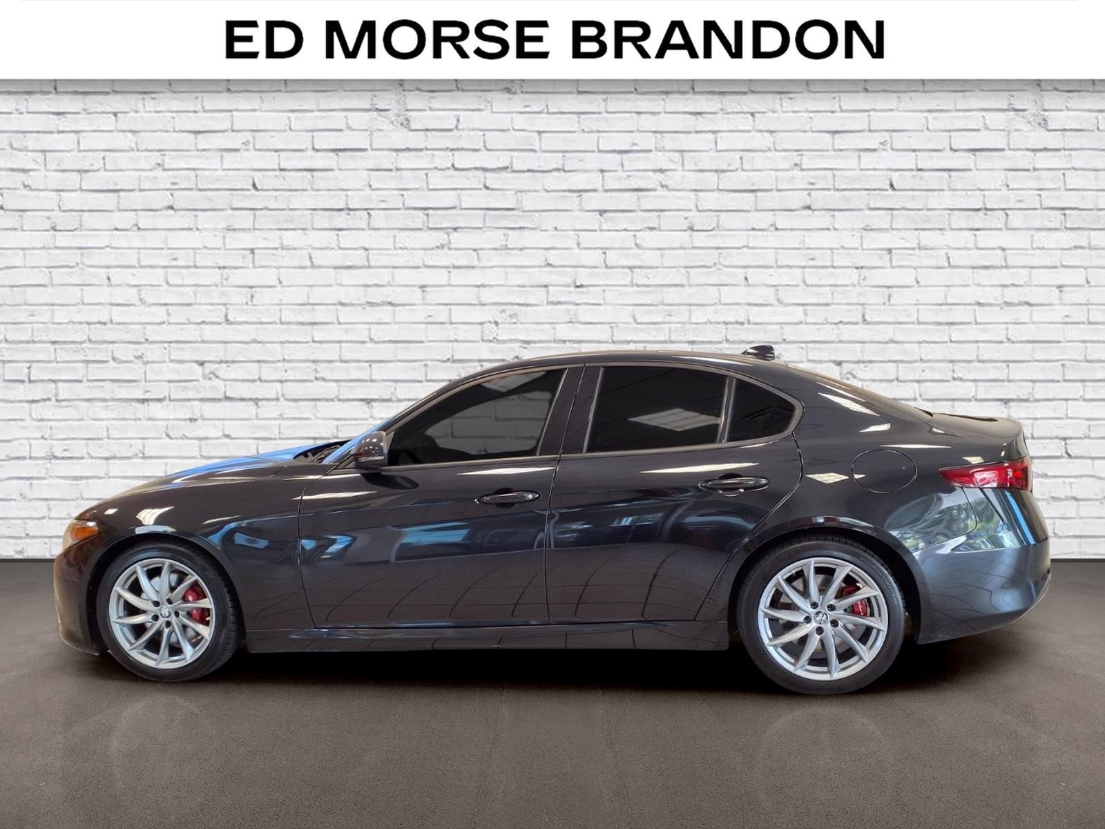 Used 2023 Alfa Romeo Giulia Sprint RWD image 2