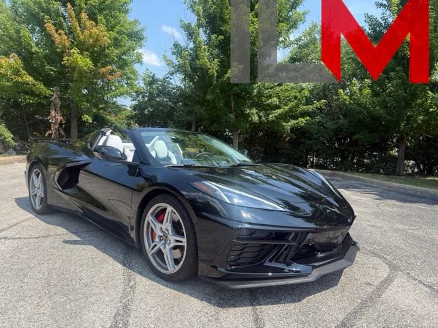 Used 2025 Chevrolet Corvette Stingray Premium Conv w/ Z51 Performance Package RWD image 1