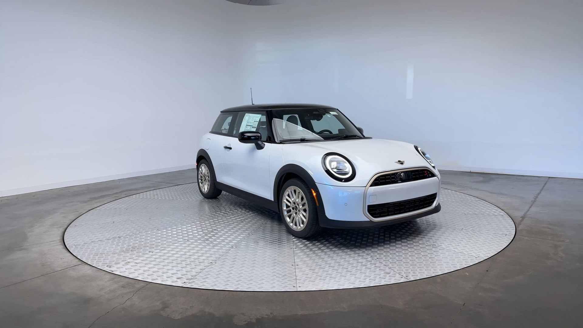 Used 2026 MINI Cooper S FWD image 5