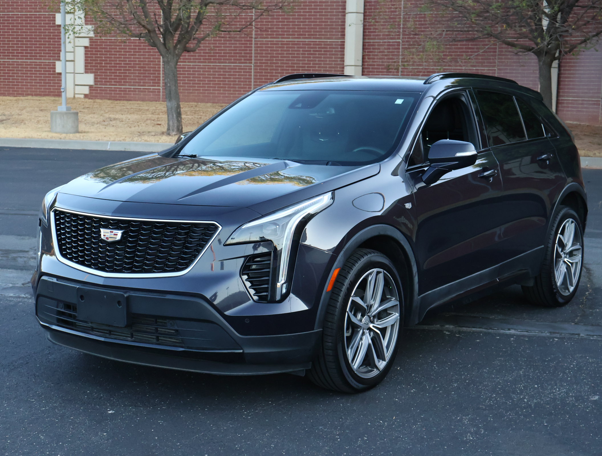 Used 2023 Cadillac XT4 Sport FWD image 32