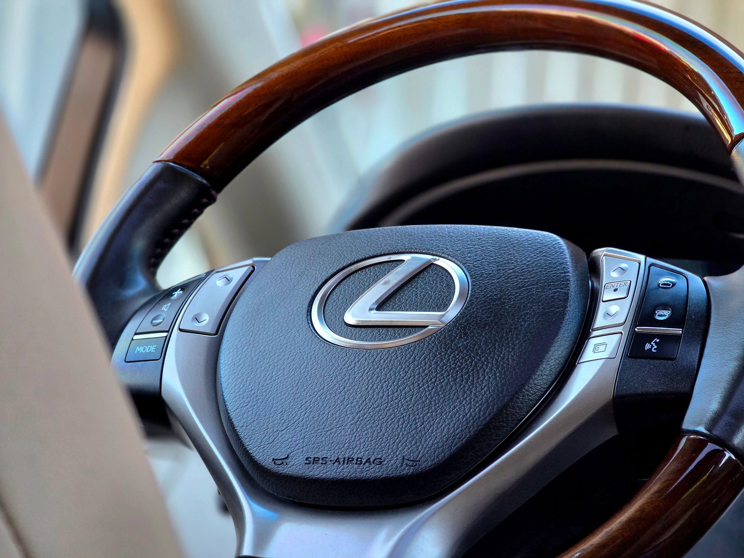 Used 2013 Lexus RX 450h AWD w/ Navigation Pkg image 13
