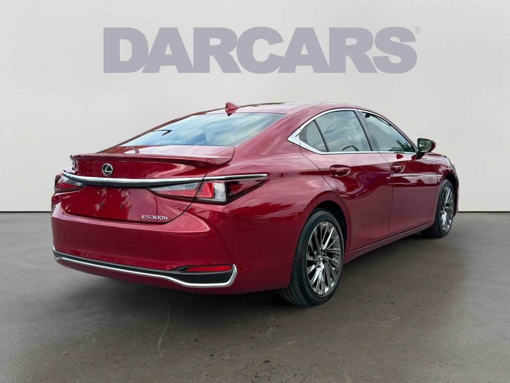 Certified 2024 Lexus ES 300h w/ Technology Package FWD image 6