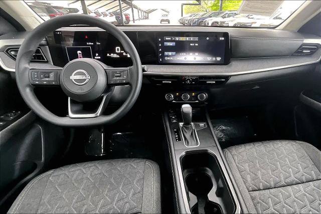 Certified 2025 Nissan Kicks SV image 15