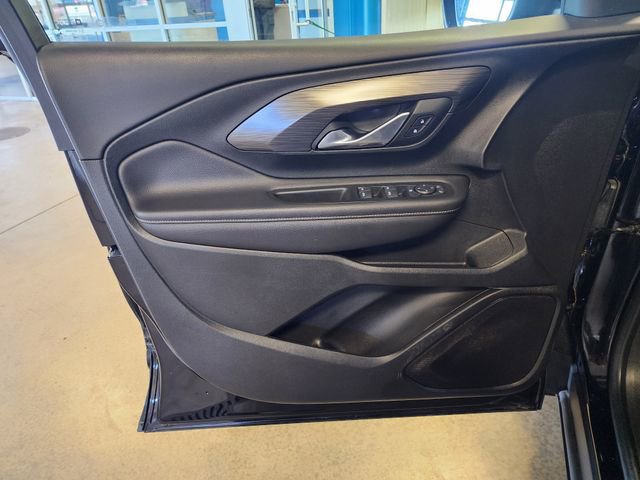 Certified 2022 GMC Terrain SLE w/ Driver Convenience Package image 10