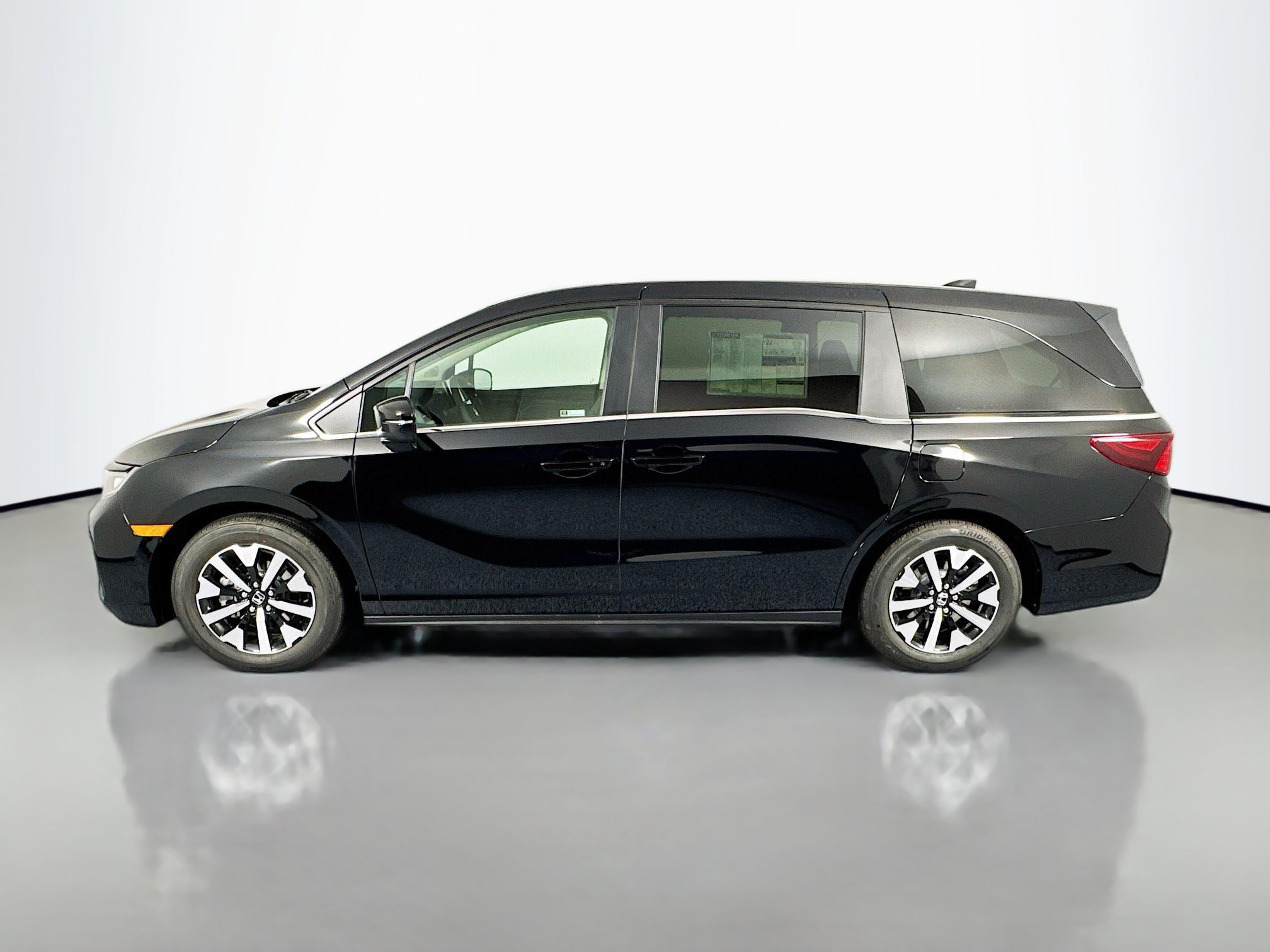 New 2026 Honda Odyssey EX-L image 8