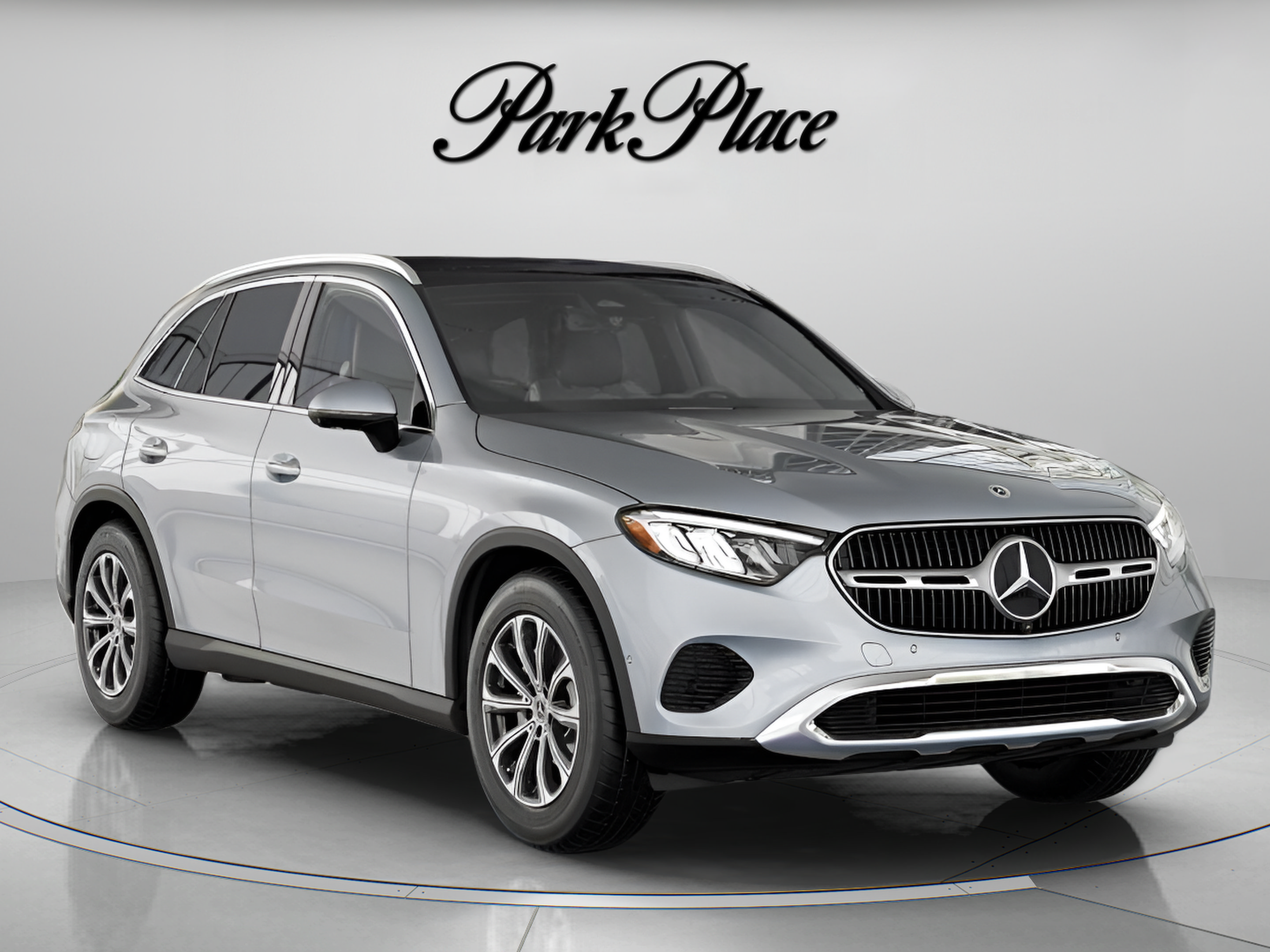 Used 2026 Mercedes-Benz GLC 300 4MATIC image 33