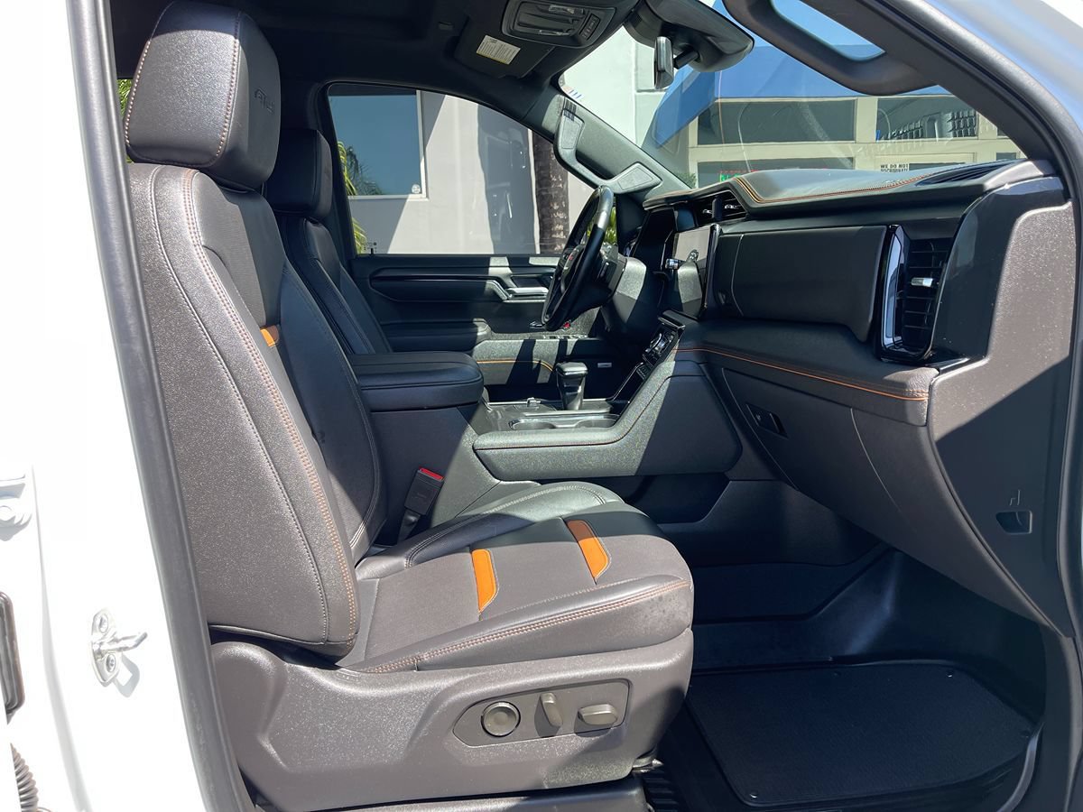 Used 2025 GMC Sierra 1500 AT4 AWD/4WD image 27