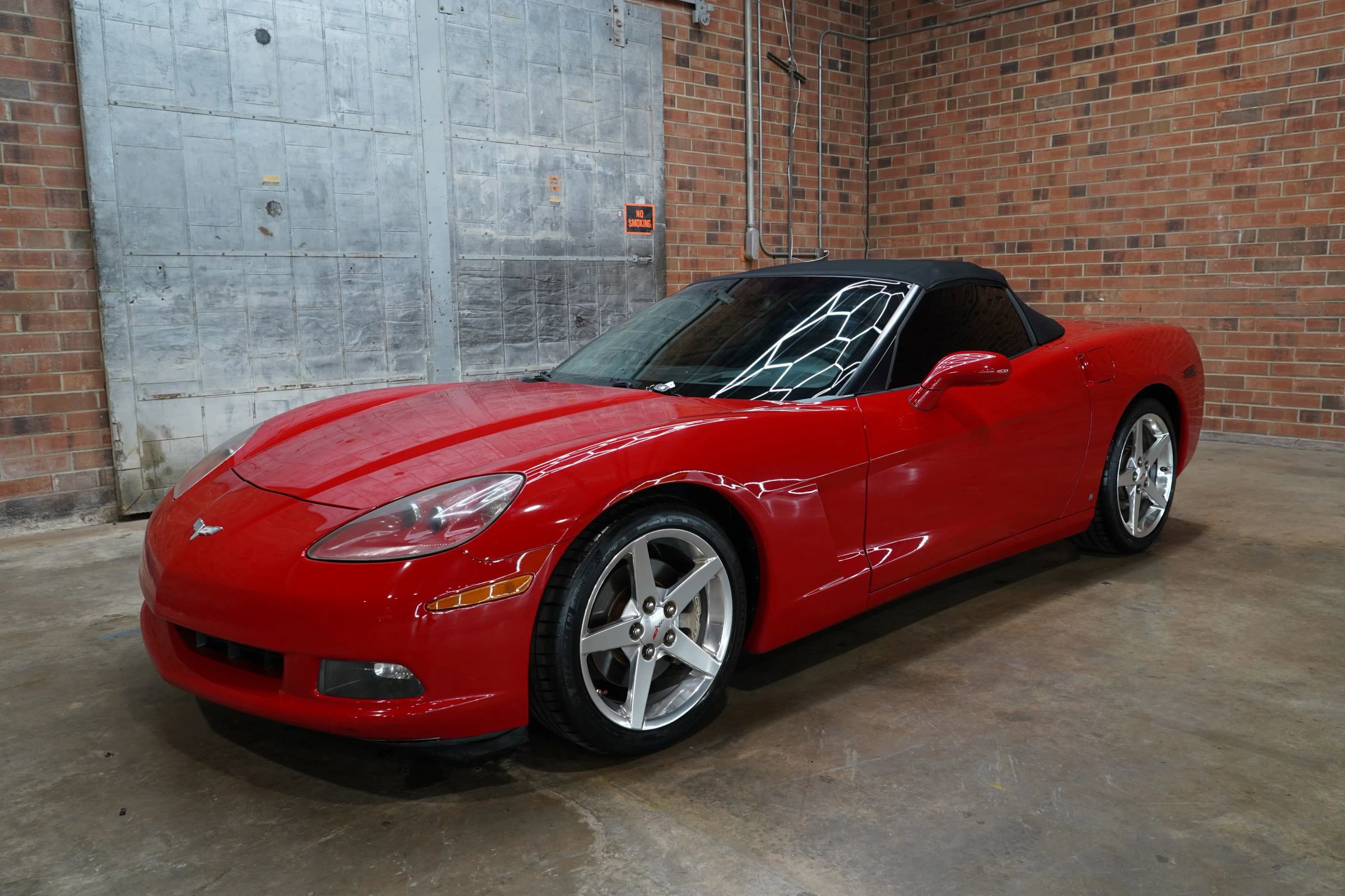 Used 2006 Chevrolet Corvette Convertible w/ Preferred Equipment Group RWD image 7