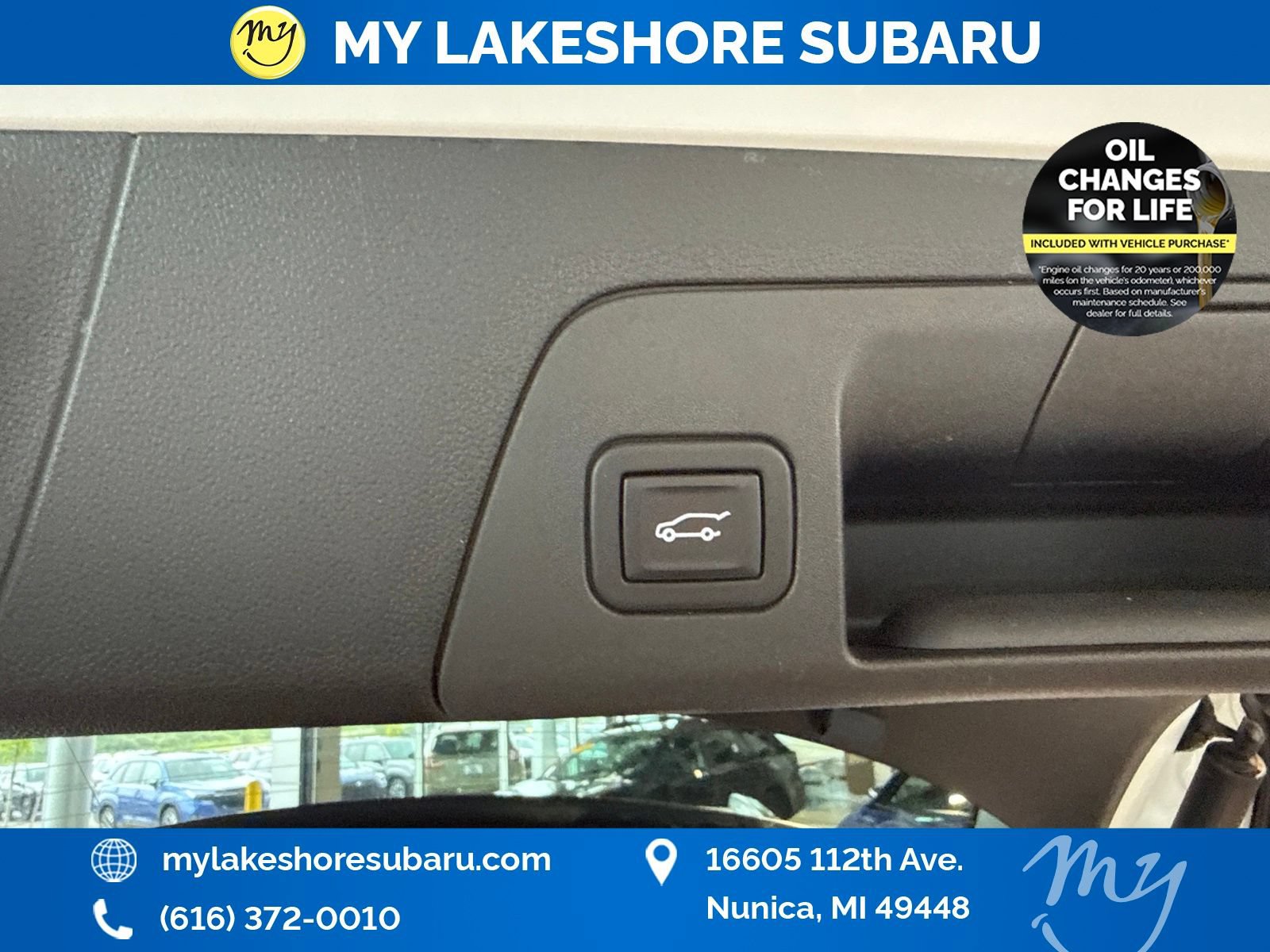 Used 2021 Buick Envision Essence w/ Technology Package I FWD image 30