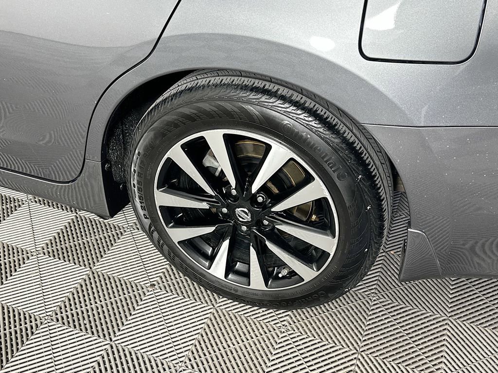 Used 2017 Nissan Altima 2.5 SV image 37