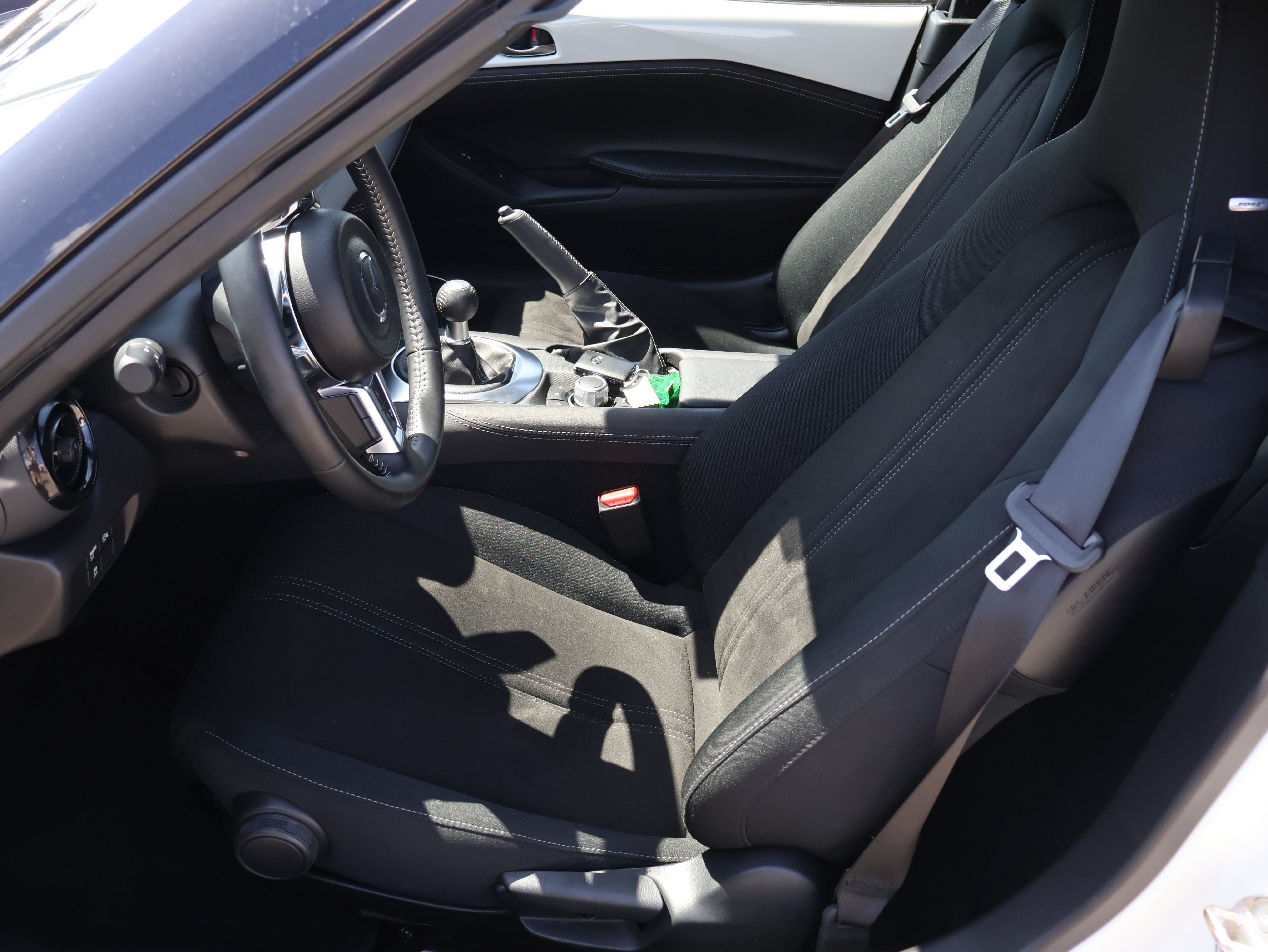 Certified 2025 MAZDA MX-5 Miata Club RWD image 11
