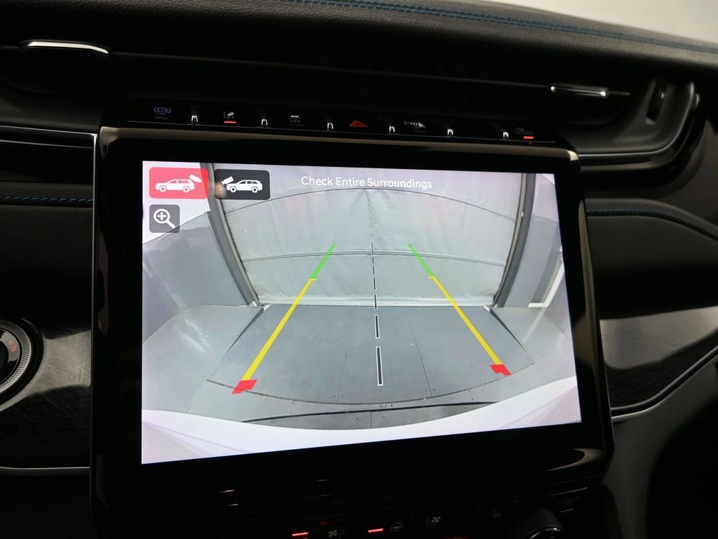 Used 2023 Jeep Grand Cherokee Trailhawk w/ Luxury Tech Group III AWD/4WD image 15