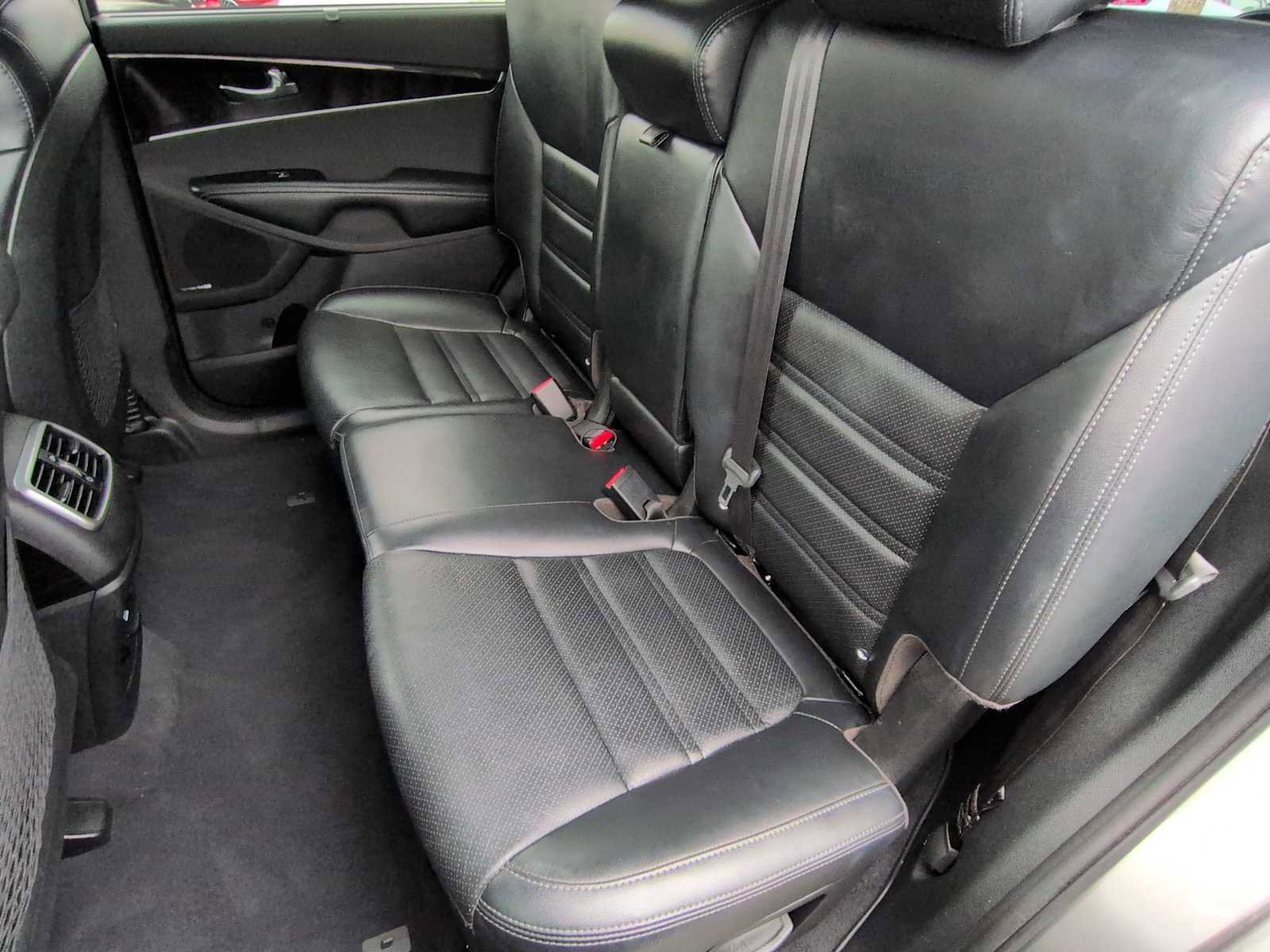 Used 2019 Kia Sorento EX w/ EX Touring Package image 21