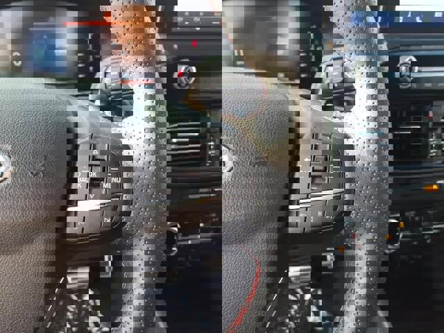 Used 2024 Ford Escape ST-Line image 11