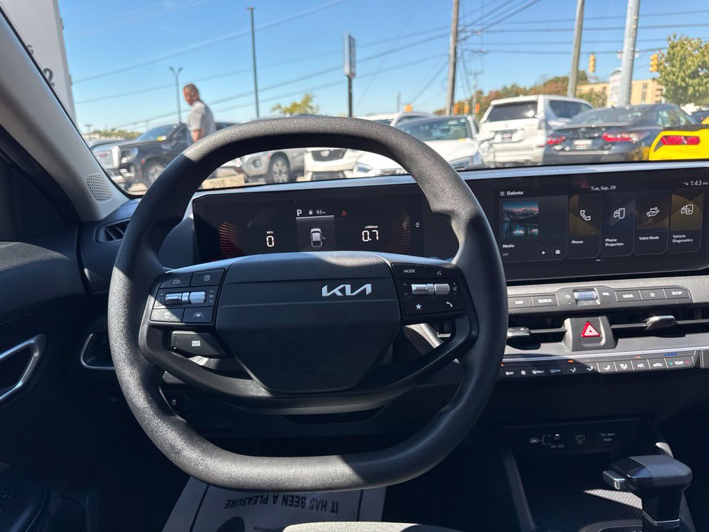 Used 2025 Kia K4 FWD image 20