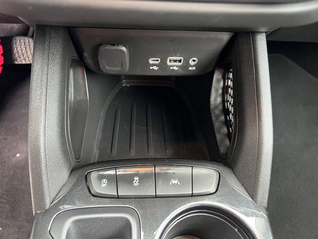 Used 2022 Chevrolet TrailBlazer LT w/ Convenience Package FWD image 30