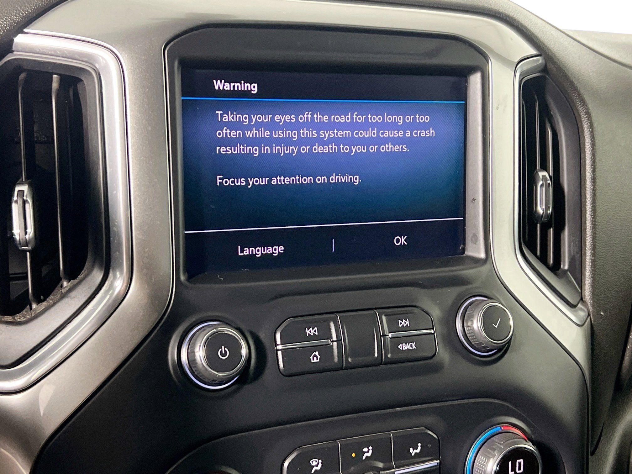 Used 2020 Chevrolet Silverado 1500 LT w/ Fleet Comfort Package AWD/4WD image 27