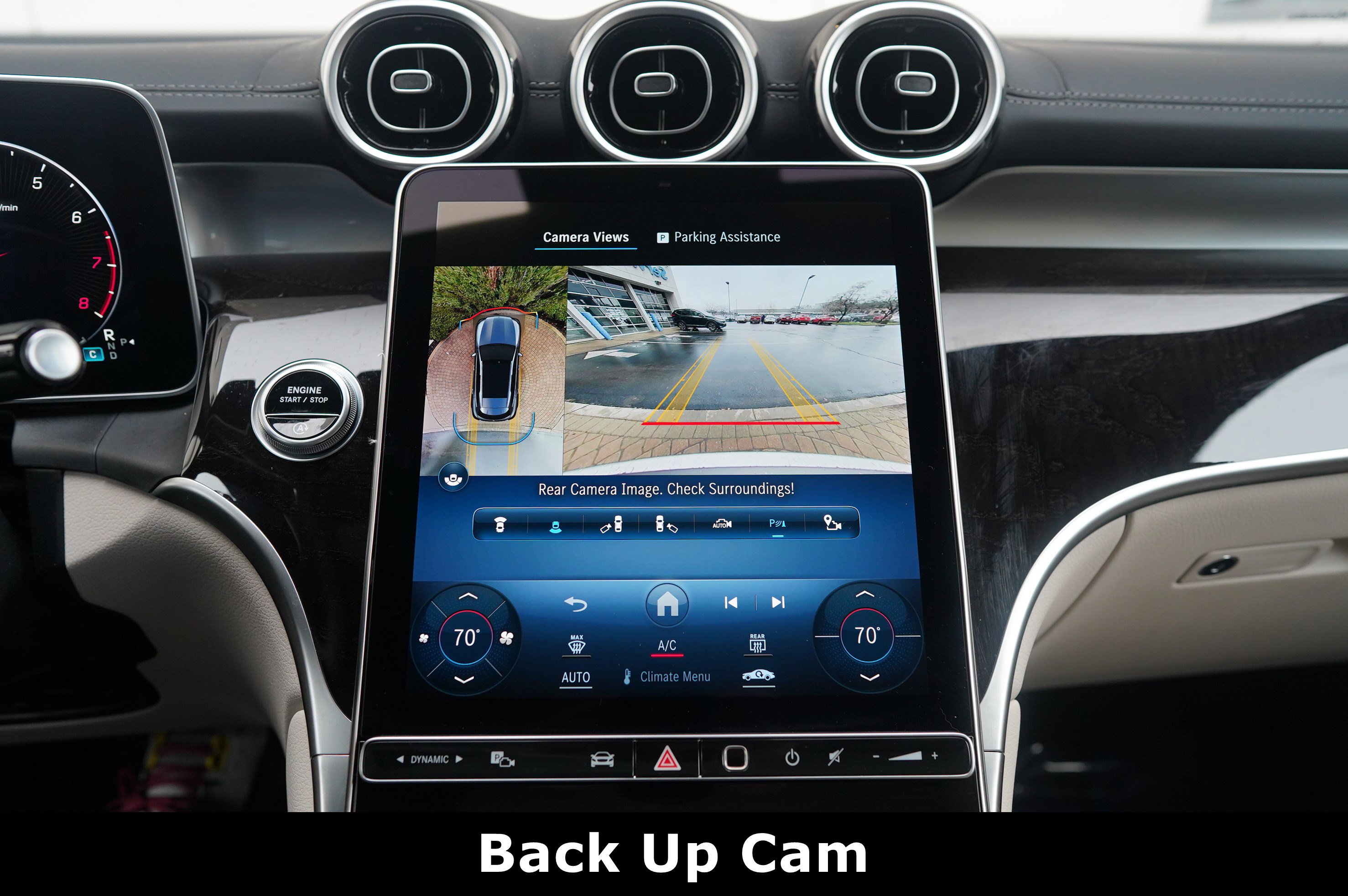 Used 2024 Mercedes-Benz GLC 300 4MATIC image 5