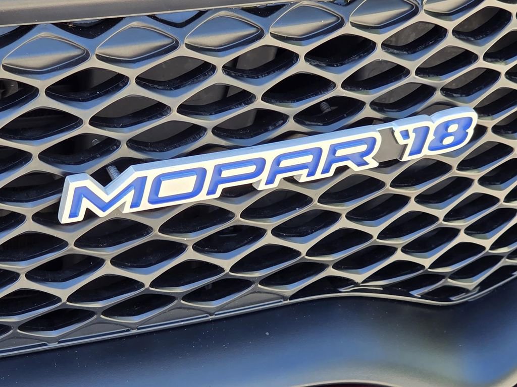 Used 2018 Dodge Durango SRT w/ SRT Interior Appearance Group AWD/4WD image 46