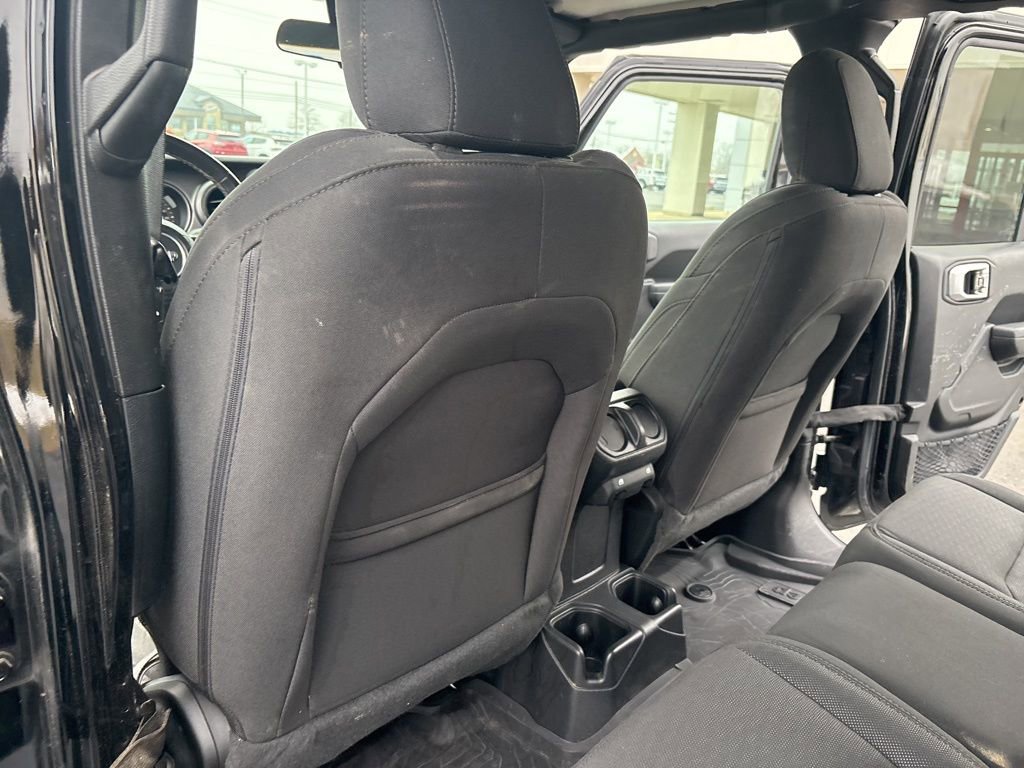 Used 2023 Jeep Gladiator Willys image 35