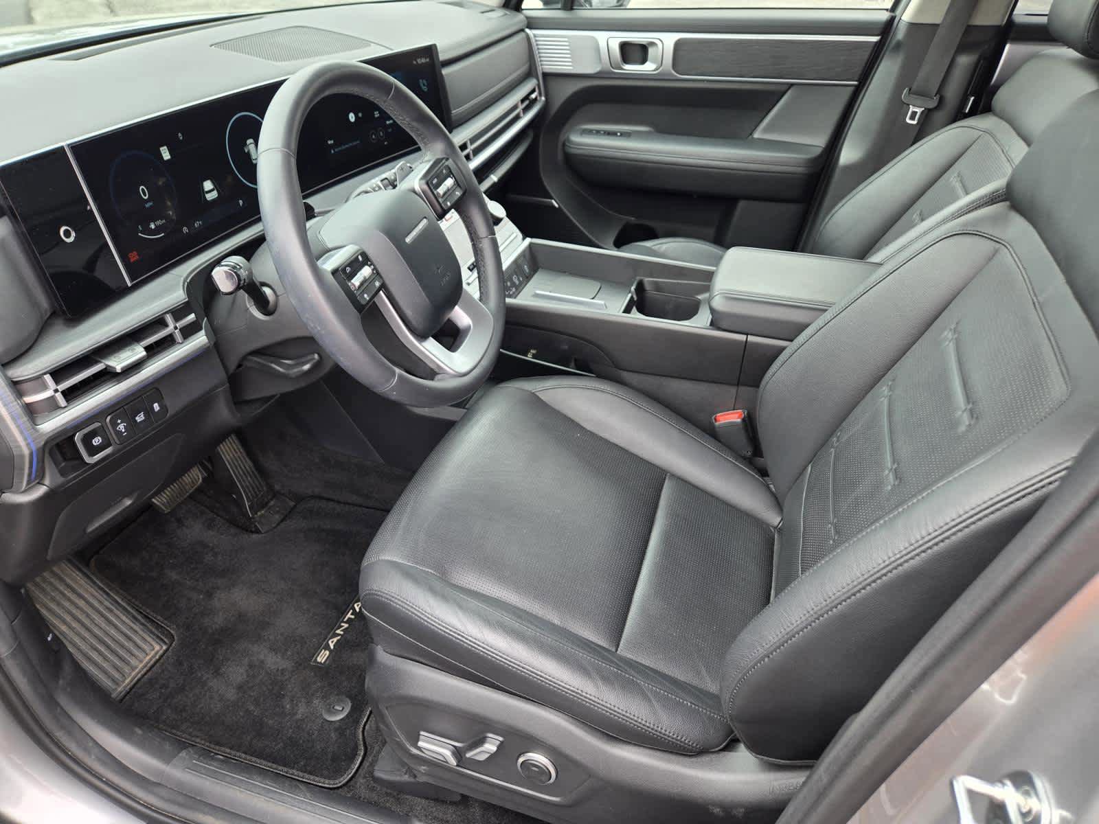 Used 2024 Hyundai Santa Fe Limited FWD image 12